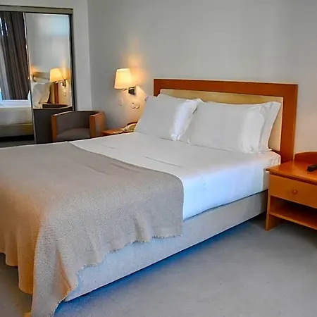 Otel Toural