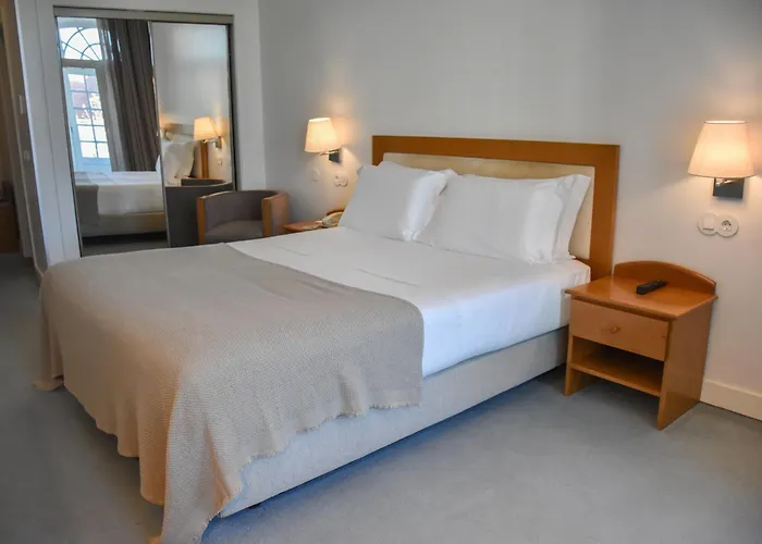 トゥウラル ギマランイス